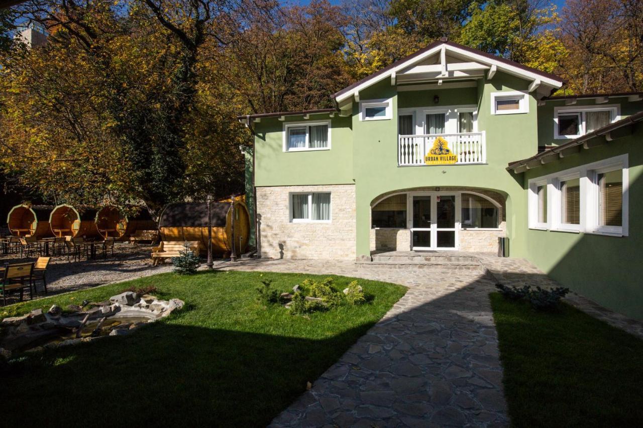 Drachenhaus Urban Village براشوف المظهر الخارجي الصورة